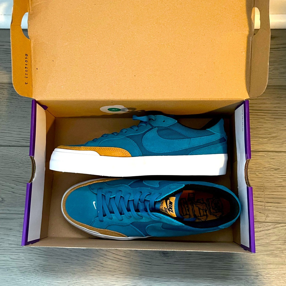 NIB Nike SB Zoom pogo plus premium skate shoes in green abyss teal/desert ochre